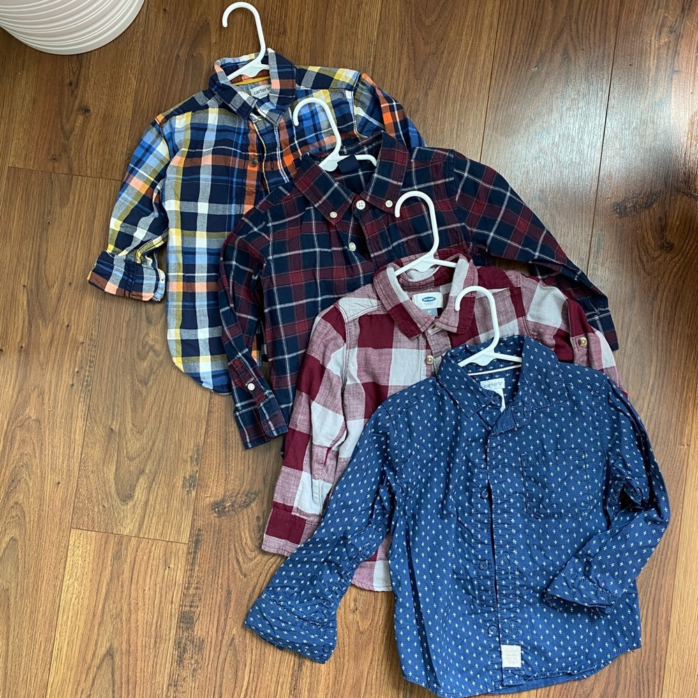 COPY - Lot of toddler boy button down shirts (3T)